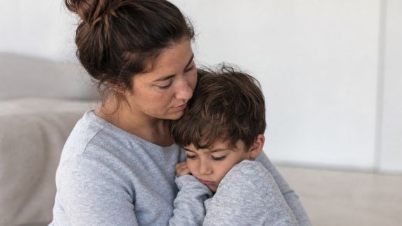 Adopter en période de crise (sanitaire, économique) : impacts et solutions